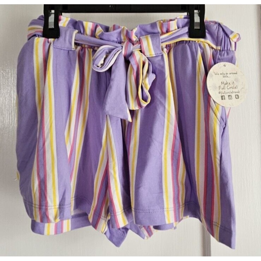 Jolie & Joy by FCT with love women sz Large shorts with belt pull on